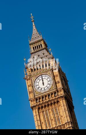 Le Clocktower alias Elizabeth Tower (communément appelé Big Ben), le Palais de Westminster, Westminster, Londres, Angleterre, GB, Royaume-Uni Banque D'Images