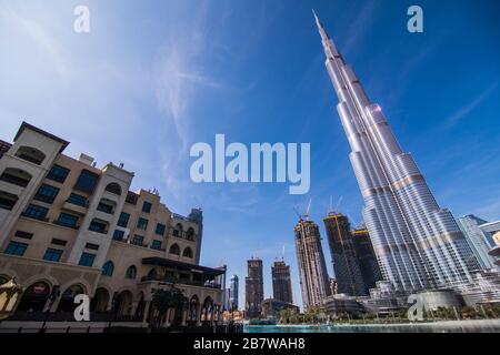 DUBAÏ, Émirats arabes Unis - décembre 2019 : Burj Khalifa, la plus haute tour du monde, Centre-ville de Burj Dubaï, Émirats arabes Unis. Banque D'Images