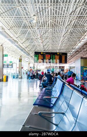 Le salon des départs de l'aéroport de Fuerteventura, sur la côte est de l'île des Canaries de Fuerteventura Banque D'Images