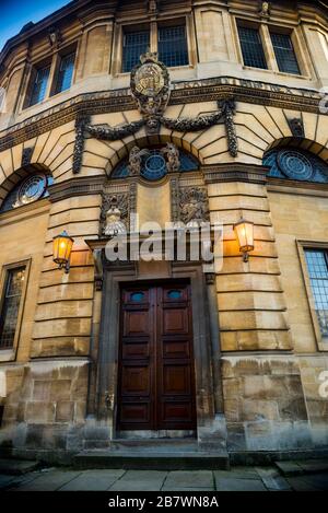 Sheldonian Theatre à Oxford est la principale salle de réunion de l'Université d'Oxford, en Angleterre. Banque D'Images