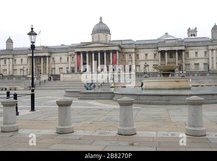 Londres, Royaume-Uni. 19 mars 2020. Le centre de Londres est très calme en raison du coronavirus. Trafalgar Square crédit: PjrFoto/Alay Live News Banque D'Images