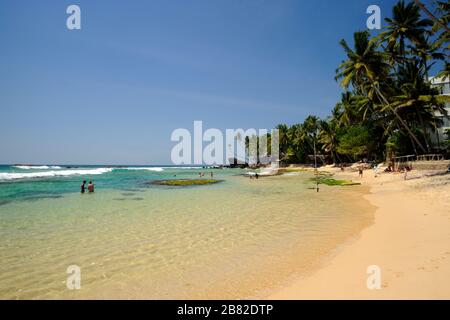 Sri Lanka, Galle, Uniwatuna, Thalpe, Dalawella, plage de Wijaya Banque D'Images