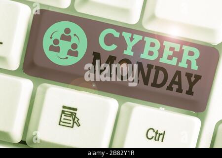 Texte de l'écriture écriture du Cyber Monday. Photo conceptuelle lundi après l'action de grâce jour de shopping en ligne Banque D'Images