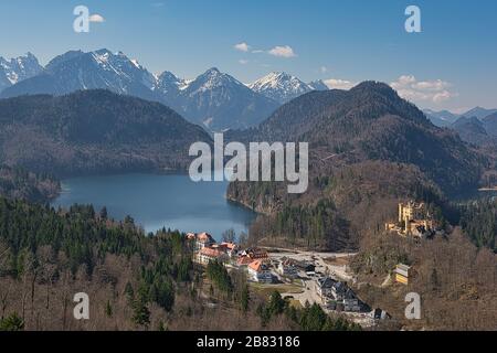 Schloss Hohenschwangau , Château, Ludwig XIV, Bayern, Bavière, Allgäu, Allgaeu, Füssen, Fuessen, Königschloss, Koenigsschloss, Alpsee, Banque D'Images