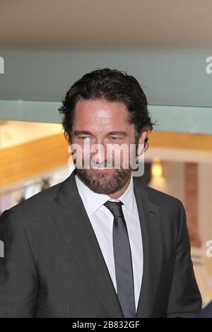 L'acteur GERARD BUTLER participe au dîner de la ville de Sparta. Butler doit se lancer dans le relais de la flamme olympique le 13 mars, transportant la flamme olympique de la ville byzantine de Mystras à Sparta pour les Jeux Olympiques de 2020 à Tokyo. Banque D'Images