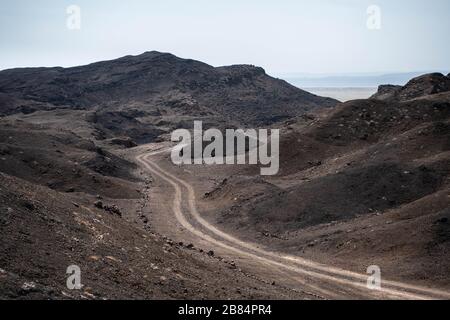 Afrique, Djibouti, sentier du lac Abbe menant au lac Abbe Banque D'Images