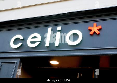 Bordeaux , Aquitaine / France - 02 02 2020 : celio signe logo boutique hommes mode Banque D'Images