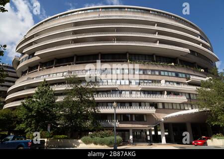 Façade de l'hôtel Watergate à Washington DC, États-Unis. L'hôtel se trouve dans le complexe Watergate. Banque D'Images