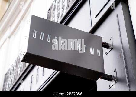 Bordeaux, France, Luxury Fashion Brands Shopping, Louis Vuitton Store  (LVMH) Store Front sign Stock Photo - Alamy