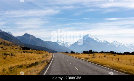 Sur la route de la plus haute montagne de Nouvelle-Zélande. Banque D'Images