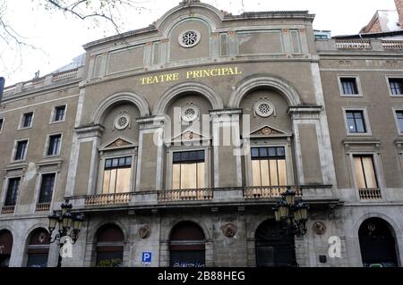 Las ramblas de Barcelona pendant la détention de Coronavirus Banque D'Images