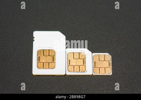 Mini, micro, carte sim vierge nano pour une utilisation internationale. Banque D'Images