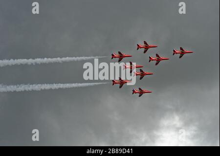 Les flèches rouges vues à la RAF Leuchars International Airshow 2011 Banque D'Images