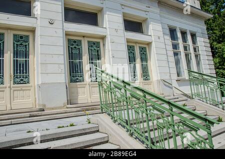 Hôpital psychiatrique Otto Wagner ‘Sozialmechanisches Zentrum Baumgartner Höhe Otto-Wagner-Spital’ Am Seinhof est un chef-d’œuvre Art nouveau. Banque D'Images