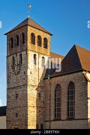 Église catholique Saint-Johann Baptist, Allemagne, Rhénanie-du-Nord-Westphalie, région de la Ruhr, Duisburg Banque D'Images