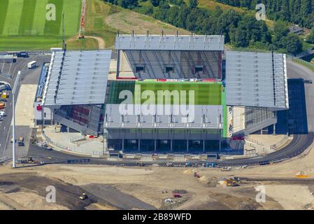 , nouveau bâtiment du stade RW dans Hafenstrasse à Essen, terrain de football de Rot-Weiss-Essen, 01.08.2013, vue aérienne, Allemagne, Rhénanie-du-Nord-Westphalie, région de la Ruhr, Essen Banque D'Images