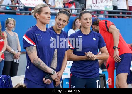 FRISCO. ÉTATS-UNIS. 11 MARS : Ashlyn Harris, Carli Lloyd et Ali Krieger des États-Unis (de gauche à droite) avant le match de football international amical de la coupe Shebelieves 2020 entre USA Women vs Japan Women au Toyota Stadium de Frisco, Texas, États-Unis. ***pas d'utilisation officielle*** (photo de Daniela Porcelli/SPP) Banque D'Images