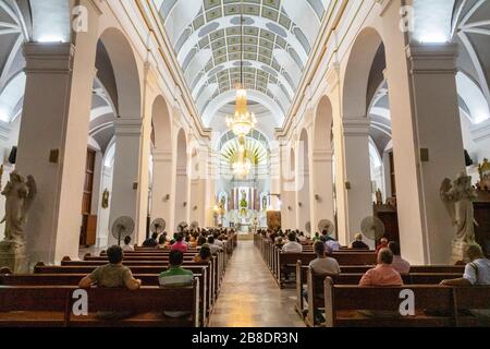 Santa Marta - Colombie, 15 janvier. 2020: La cathédrale de Santa Marta a été la première basilique à être construite en Amérique du Sud. Banque D'Images