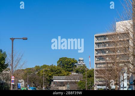 Paysage urbain de Kumamoto City le matin ensoleillé. Préfecture de Kumamoto, Japon Banque D'Images