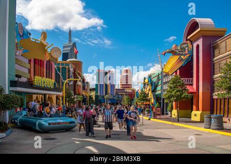 Orlando, Floride. 02 mars 2019. Les gens marchant dans la région de Marvel Super Hero Island à Univerals Islands of Adventure Banque D'Images