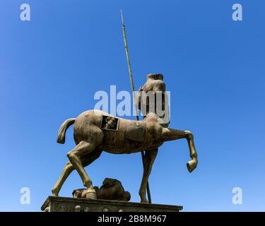 Sculpture de Centaur par Igor Mitoraj, Pompéi, Campanie, Italie. Banque D'Images