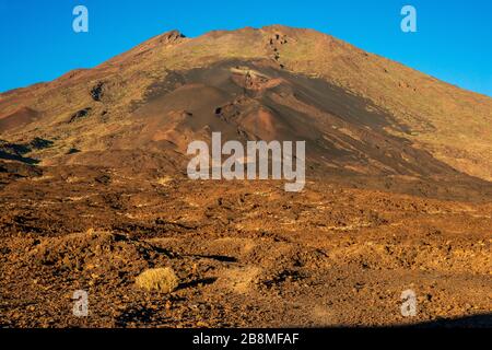 Paysage de montagne à Las Canadas, Parque Nacional del Teide, Tenerife, Îles Canaries, Espagne Banque D'Images