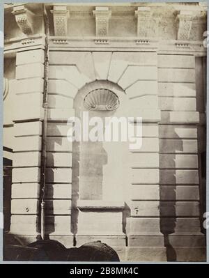 Hôtel Beauvais. Hotel Beauvais, 68 rue François Miron, 4ème arrondissement, Paris. Le Marais. Hôtel de Beauvais, 68 rue François-Miron, Paris (IVème arr.). Photo de Pierre Emonts (1831-1912). Papier aluminé. Entre 1862 et 1905. Paris, musée Carnavalet. Banque D'Images