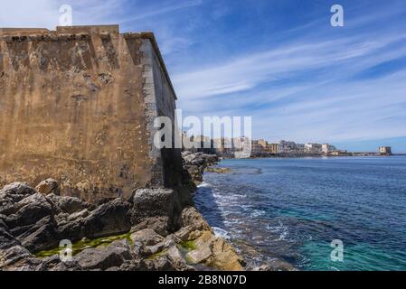 Bastion Conca, partie de l'historique Mura di Tramontana - Tramontana Walls dans la ville de Trapani sur la côte ouest de la Sicile en Italie Banque D'Images