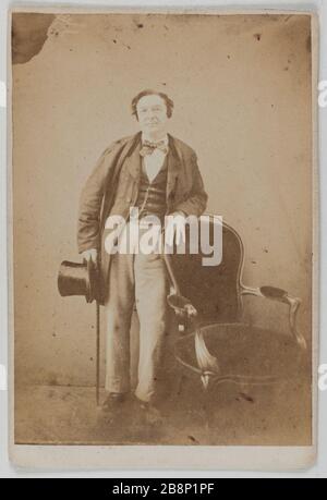 Portrait de Paul Legrand (Charles-Dominique Martin Legrand dit), (1816-1898), (pantomime) Portrait de Paul Legrand (dit Charles-Dominique-Martin Legrand, 1816-1898), pantomime. 1860-1890. Carte de visite (recto). Rage sur papier alluminé. Photographie anonyme. Paris, musée Carnavalet. Banque D'Images