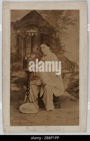 Portrait de Paul Legrand (Charles-Dominique Martin Legrand dit), (1816-1898), (pantomime) Portrait de Paul Legrand (dit Charles-Dominique-Martin Legrand, 1816-1898), pantomime. 1860-1890. Carte de visite (recto). Rage sur papier alluminé. Photographie anonyme. Paris, musée Carnavalet. Banque D'Images