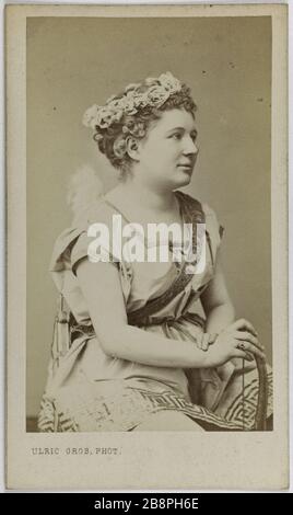Portrait de Little Mary (actrice) Portrait de petit Marie, actrice. Carte de visite (recto). Photographie d'Ulric Grob (actif à partir de 1861). Rage sur papier alluminé, 1860-1890. Paris, musée Carnavalet. Banque D'Images