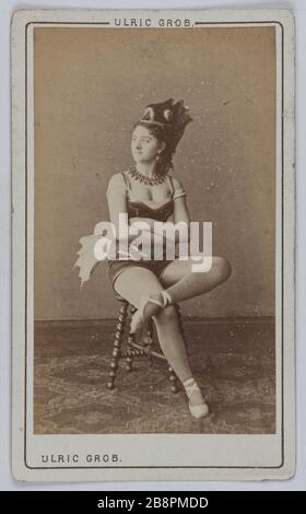 Portrait d'Alice Roch, danseuse au Théâtre de la Gaite et au Théâtre du Châtelet en 1875. Portrait d'Alice Roch, danseuse au Théâtre de la Gaîté et au Théâtre du Châtelet en 1875. Carte de visite (recto). Photo d'Ulric Grob. Rage sur papier alluminé, 1860-1890. Paris, musée Carnavalet. Banque D'Images