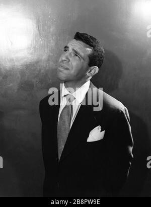 NEW YORK, NY - MAY, 1947: Le batteur de jazz américain et le chef de bande Buddy Rich (1917-1987) pose pour un portrait vers mai 1947 à la salle de bal Arcadia à New York, New York. Crédit:William Gottlieb / Rock négatifs/ MediaPunch Banque D'Images