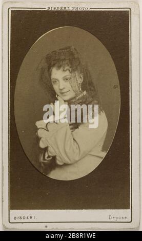 Portrait de Beranger, Berthe (actrice) Portrait de Béranger, Berthe, (actrice). Carte de visite (recto). Photo d'André Adolphe Eugène Disdéri (1819-1889). Rage sur papier alluminé. 1870-1890. Paris, musée Carnavalet. Banque D'Images