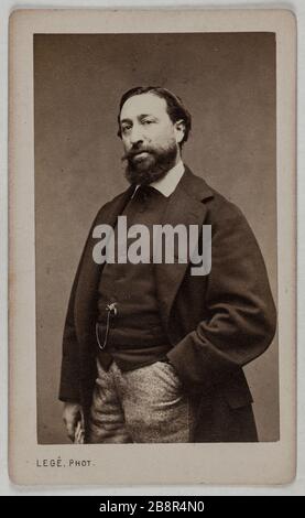 Portrait de DESRIEUX Maurice (-1876), (acteur) Portrait de Maurice Desrieux (mort en 1876), acteur. Photo de Legé, Georges Mathurin. Carte de visite (recto). Rage sur papier alluminé. 1870-1890. Paris, musée Carnavalet. Banque D'Images