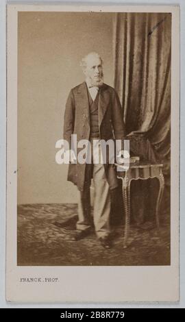 Portrait d'Edward Fitzgerald (1809-1843), (écrivain anglais) Portrait d'Edward Fitzgerald (1809-1843), écrivain anglais. Photo de Franck (François Gobinet de Villechole, dit). Carte de visite (recto). Rage sur papier alluminé. Avant 1843-1843. Paris, musée Carnavalet. Banque D'Images