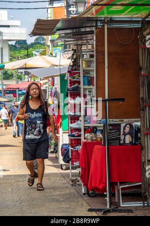 Petaling Street Markets pendant la journée Chinatown Kuala Lumpur Malaisie. Banque D'Images