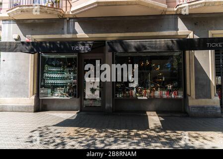 Barcelone, Espagne - 2 août 2019 : billets, restaurant par Albert Adria Banque D'Images