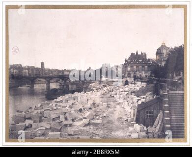 VUE SUR LE PONT DES ARTS DANS LE QUAI BLANQUART-Evrard, Louis-désiré (1802-1872). Vue du pont des Arts, quai en travaux, 1852. Photo. Paris, musée Carnavalet. Banque D'Images