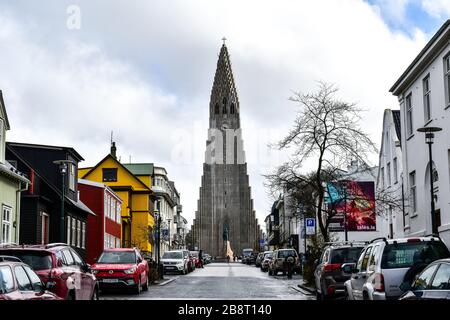 Église Hallgrimskirkja à Reykjavík Banque D'Images