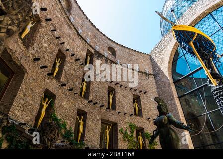 Figueres, Espagne - 3 août 2019 : intérieur du musée de la Fondation Gala Salvador Dali Banque D'Images