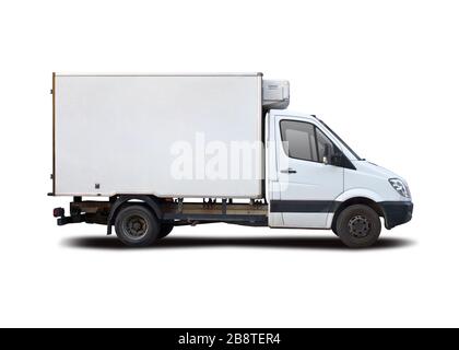 vue latérale du camion réfrigéré blanc isolée sur blanc Banque D'Images