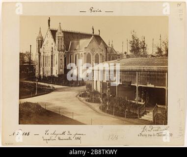 World Expo 1867, la chapelle du parc, 7ème arrondissement, Paris. Paris. La chapelle du parc. Expo 1867 exposition universelle 1867, la chapelle du parc, Paris (VIIIème arr.). Photo d'Edouard Dontenville ou Dontenvill. Rage sur papier alluminé. Paris, musée Carnavalet. Banque D'Images