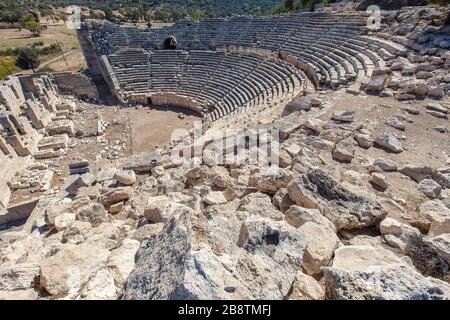 Théâtre dans l'ancienne ville de Patara, Antalya, Turquie. Banque D'Images