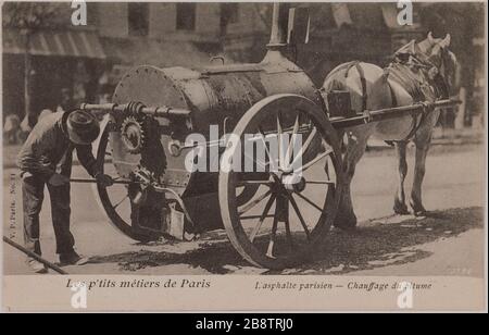 Les petits métiers Paris / asphalte parisien - chauffage du bitume / No 31. Petits métiers Paris : asthme parisien, chauffage du bitume. Les petits métiers de Paris : l'asthémalte parisien, chauffeur du bitume. Photo de Victor Porcher. Phototypique. 1903-1904. Paris, musée Carnavalet. Banque D'Images