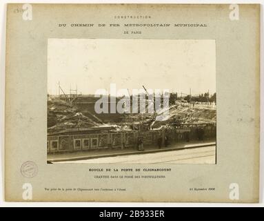 Construction / route Metropolitan News Iron / de Paris / Loop la porte de Clignancourt / site dans les fortifications de fossé / vue de la porte de Clignancourt vers l'ouest 14 septembre 1906. Construction de chemin Construction du chemin de fer métropolitaine municipale de Paris. Boucle de la porte de Clignancourt. Chantier dans le fossé des fortifications vue pry de la porte de Clignancourt (vers l'extérieur à l'Ouest). Paris (XVIIIe arr. ), 14 septembre 1906. Photographie anonyme. Rage au gélatino-bromure d'argent. Paris, musée Carnavalet. Banque D'Images