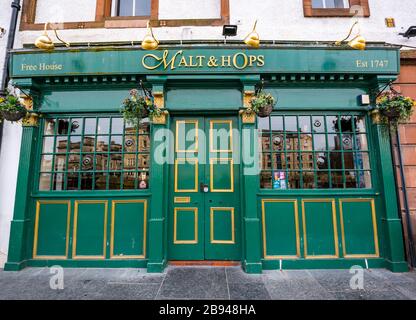 Le pub malt et houblon a fermé ses portes pendant les mesures de distanciation sociale en cas de pandémie de coronovirus Covid-19, Édimbourg, Écosse, Royaume-Uni Banque D'Images