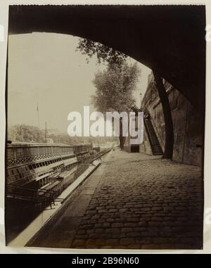 Quai d'Anjou, 4ÈME ARRONDISSEMENT, PARIS quai d'Anjou, Paris (IVème arr.), 1912. Photo d'Eugène Atget (1857-1927). Paris, musée Carnavalet. Banque D'Images