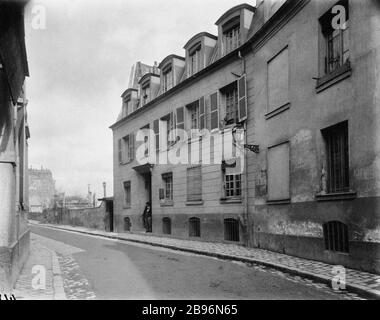 MAISON Balzac, Passy 47 RUE RAYNOUARD Maison de Balzac, Passy, rue Raynouard, numéro 47, Paris (XVIème arr.). Photo d'Eugène Atget (1857-1927). Paris, musée Carnavalet. Banque D'Images