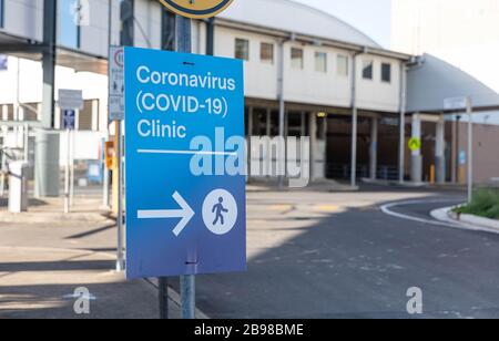 La clinique Covid 19 signe un Hospitial de Nepean dans l'ouest de Sydney Banque D'Images